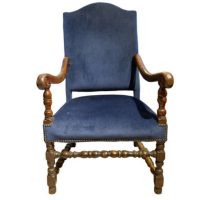 Late 19th-Century Walnut Fauteuil in the William &amp; Mary Style