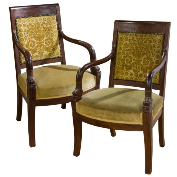 Pair of mahogany fauteuils c1830