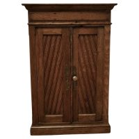 Small Oak 2 Door Cupboard