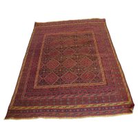 Vintage Traditional Pattern Wool Carpet Rug A superb looking piece