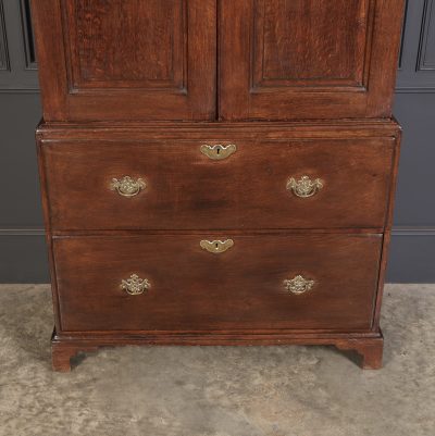 18th Century Oak Housekeepers Cupboard - Image 3