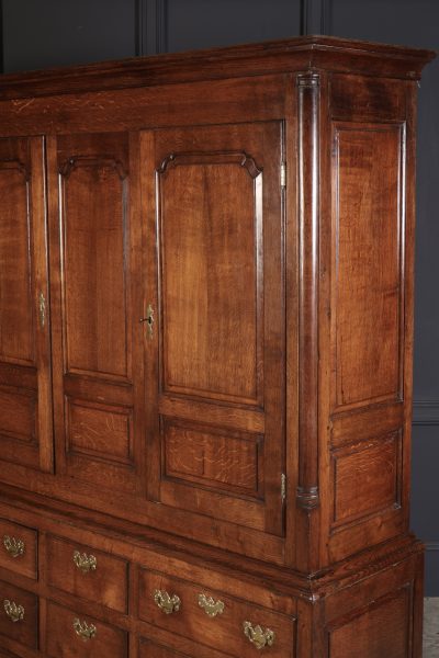 18th Century Oak Housekeepers Cupboard - Image 6