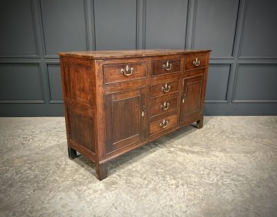 18th Century Oak Sideboard - Image 3
