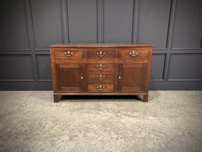 18th Century Oak Sideboard - Image 4