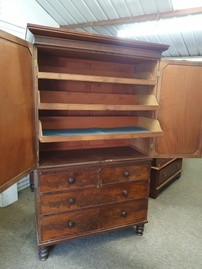 Antique Victorian Linen Press Wardrobe - Image 3