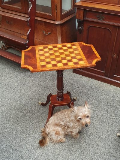 Vintage Antique Style Chess Top Table - Image 4