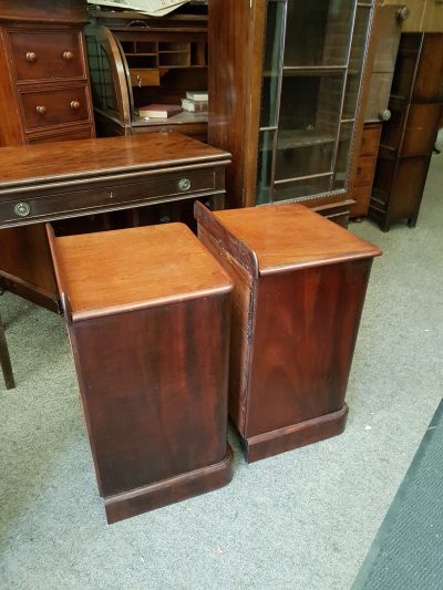 Antique Victorian Pair of Bedside Cabinet Tables - Image 2