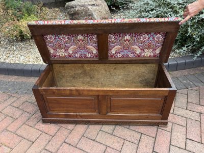 Late 19th Century Box Window Seat - Image 3
