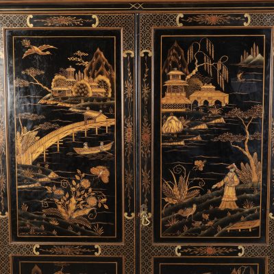 Early 20th Century Black Lacquered Chinoiserie Triple Wardrobe - Image 6