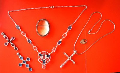 Vintage Collection of 925 Gem Set Jewellery - Image 10