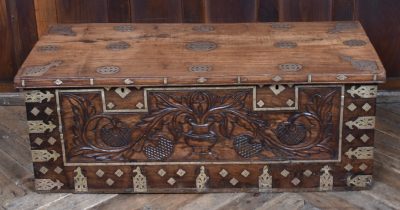 Anglo - Indian Blanket / Storage Box SAI3950 - Image 3