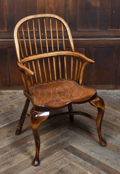 Oak Windsor Chair SAI3738 - Image 3