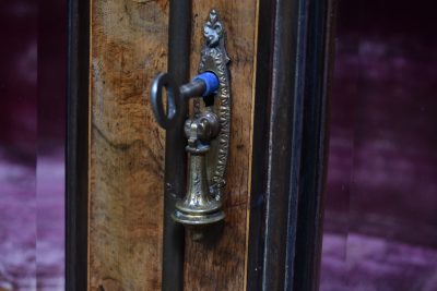 Victorian Walnut Display Cabinet SAI3834 - Image 14