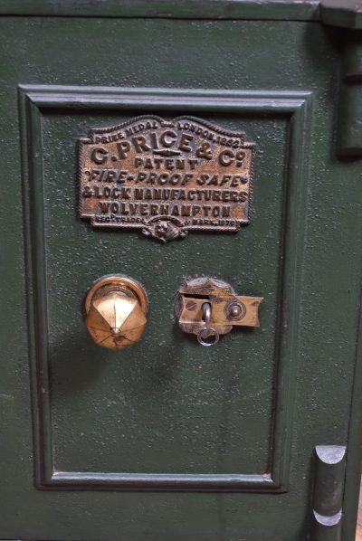 Edwardian Price & Co Fireproof Safe SAI3795 - Image 4