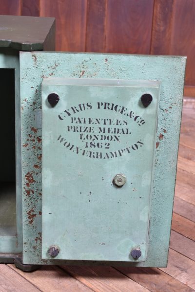 Edwardian Price & Co Fireproof Safe SAI3795 - Image 7