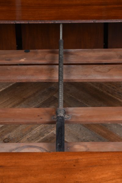 Victorian Mahogany Wind-out Table SAI3838 - Image 10