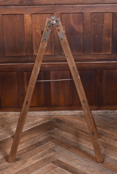 Japanese Folding Step Ladder SAI3903 - Image 3