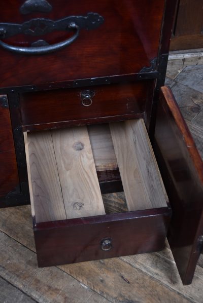 Japanese Lacquered Tansu Chest SAI3787 - Image 12