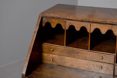 Early George III Oak Bureau - Image 2