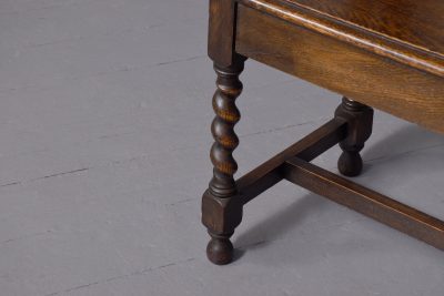 Jacobean style folding-top oak single seat monk’s bench - Image 3