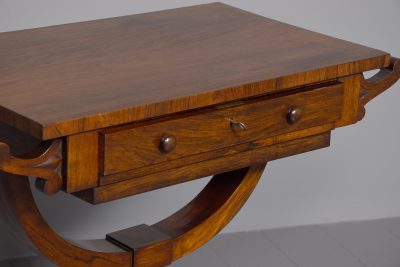 Regency Rosewood free-standing side or lamp table. - Image 3