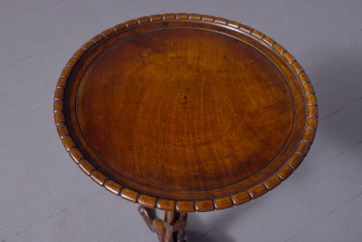 George III Style Circular Occasional Table - Image 2