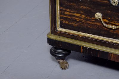 Exhibition Quality London Made Coromandel Pedestal Desk - Image 6