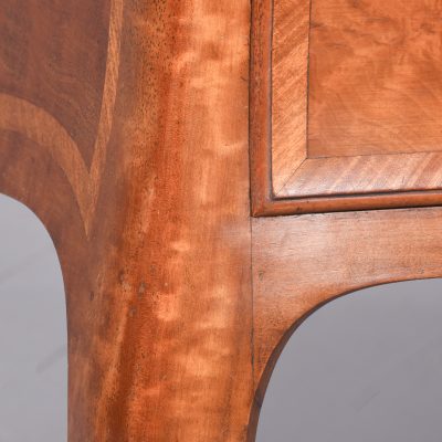 Whytock & Reid of Edinburgh Satinwood Desk - Image 4