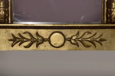 William IV with a stylish carved and gilded architectural pediment - Image 2