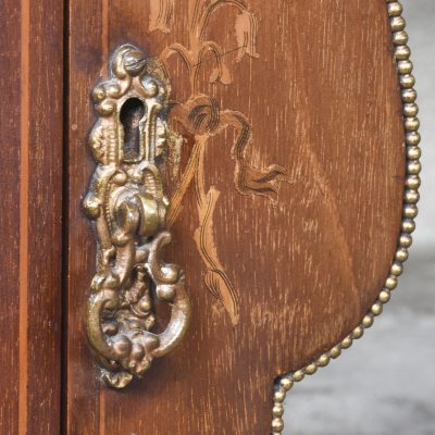 Quality Marquetry Inlaid Mahogany Late Victorian Display Cabinet - Image 5