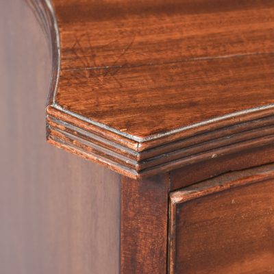 Neat Size George III Mahogany Serpentine-Front Chest of Drawers - Image 2
