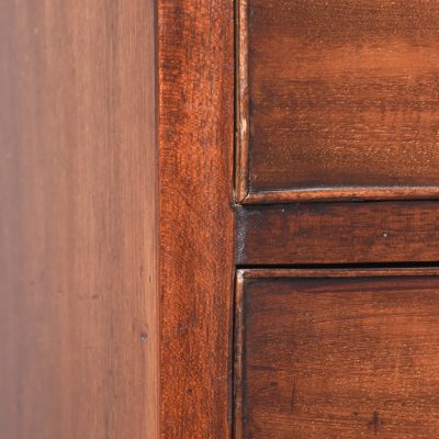 Neat Size George III Mahogany Serpentine-Front Chest of Drawers - Image 4