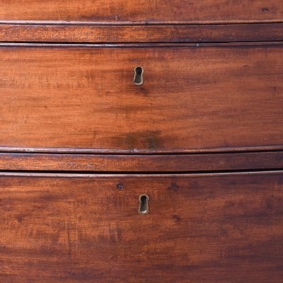 Neat Size George III Mahogany Serpentine-Front Chest of Drawers - Image 6