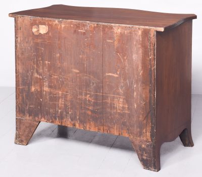 Neat Size George III Mahogany Serpentine-Front Chest of Drawers - Image 11