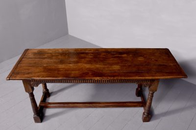Jacobean oak refectory table with H Stretcher - Image 2