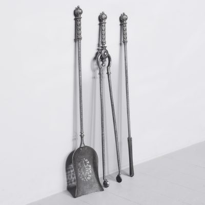 Set of 3 George III Steel Fire Irons - Image 2
