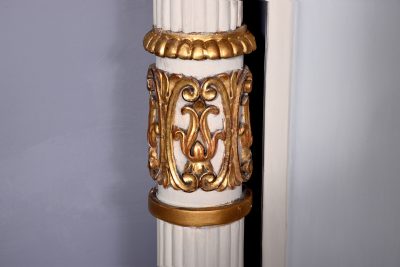 George IV Painted and Parcel-Gilt Overmantel Mirror - Image 7