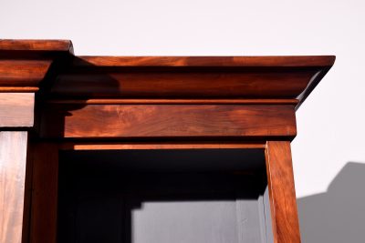 Early Victorian Breakfront Mahogany Open Bookcase - Image 3