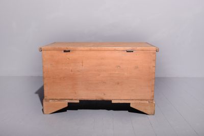 William IV Yellow Pine Blanket Box - Image 4