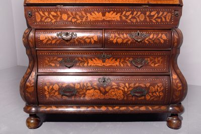 Magnificent Dutch Marquetry Inlaid Mahogany Bureau in Pristine Condition - Image 2