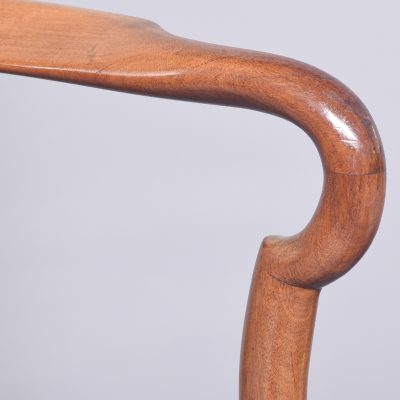 Quality Pair of Mahogany Queen Anne Style Arm Chairs - Image 3