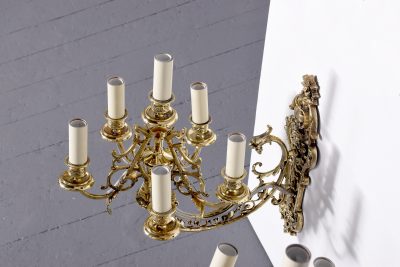 Large Pair of Brass 5 lamp Wall Sconces - Image 6