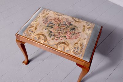 Quality mahogany Whytock and Reid stool with hand embroidered lift out tapestry seat - Image 3