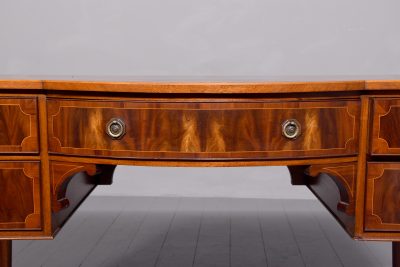 Sheraton Style Ladies desk - Image 2