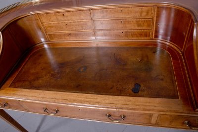 Gillows of Lancaster Carlton House Desk - Image 9