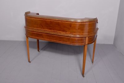 Gillows of Lancaster Carlton House Desk - Image 12