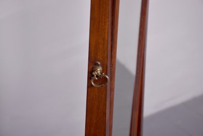 Quality Queen Anne style neat-sized mahogany cheval mirror in Spanish mahogany - Image 4
