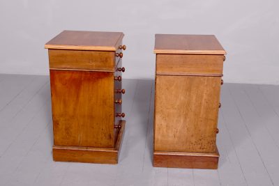Pair of Mid-Victorian small mahogany chests of drawers/bedside lockers - Image 4