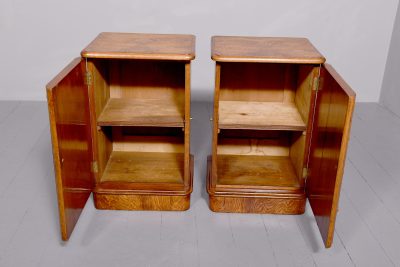 Unusual pair of figured elm Victorian bedside lockers - Image 3