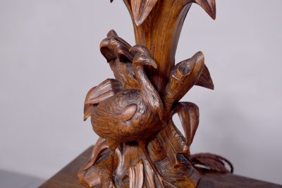 Rare Carved Black Forest limewood table lamp in a naturalistic scene - Image 2